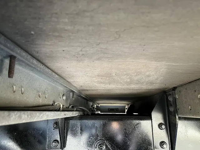 三菱 キャンター TPG-FEA50(2WD)の写真36