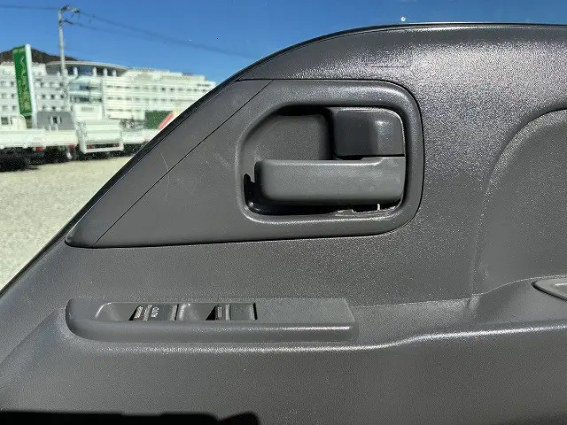 マツダ タイタン TKG-LKR85AD(2WD)の写真39