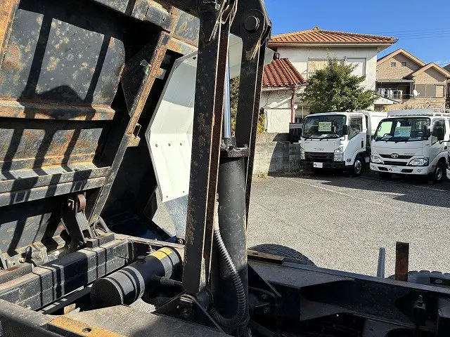 いすゞ フォワード TKG-FRR90S1(2WD)の写真20