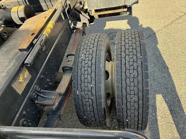 いすゞ フォワード TKG-FRR90S1(2WD)の写真23