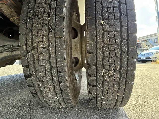 いすゞ フォワード TKG-FRR90S1(2WD)の写真29