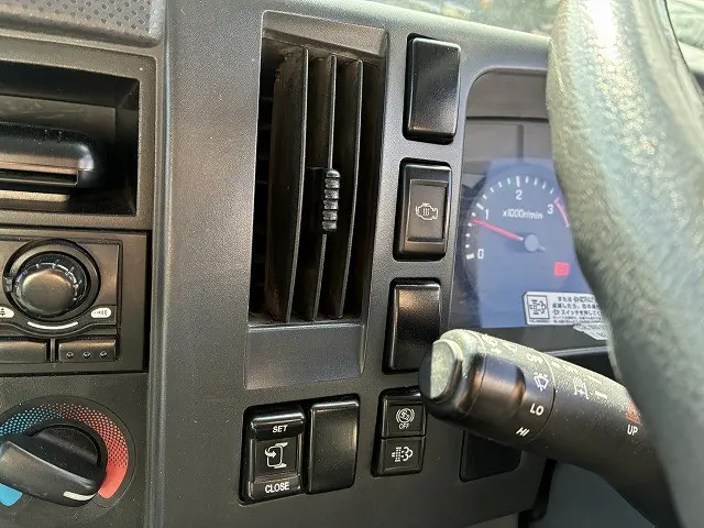 いすゞ フォワード TKG-FRR90S1(2WD)の写真38