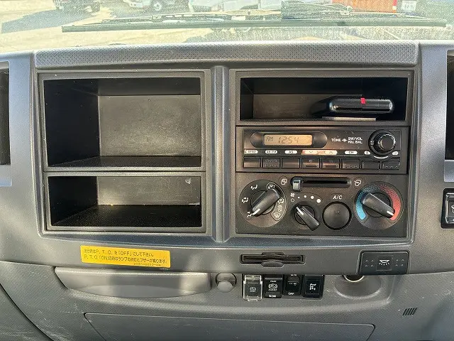 いすゞ フォワード TKG-FRR90S1(2WD)の写真40