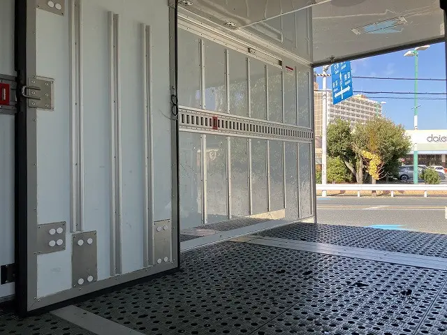 三菱 キャンター TKG-FEB50(2WD)の写真22