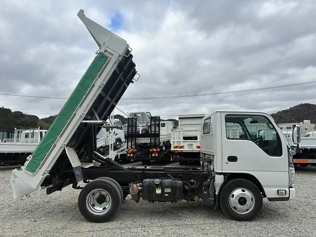 いすゞ エルフ TKG-NJR85AN(2WD)の写真5