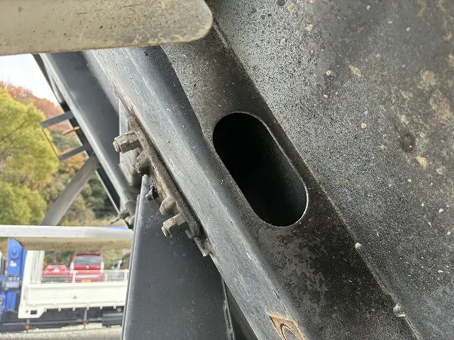 いすゞ エルフ TKG-NJR85AN(2WD)の写真20