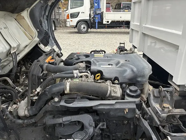 いすゞ エルフ TKG-NJR85AN(2WD)の写真21