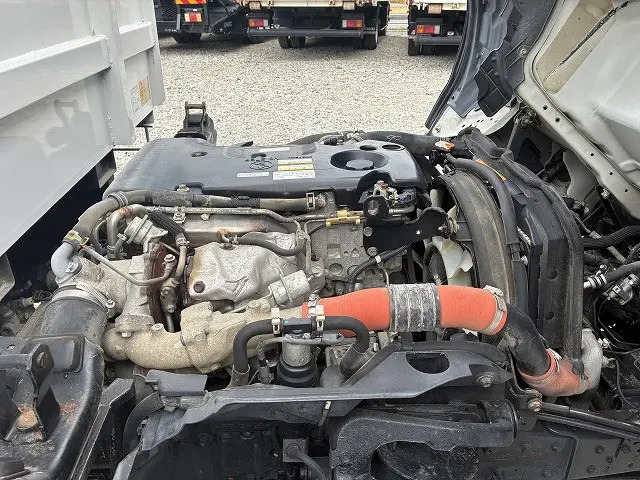 いすゞ エルフ TKG-NJR85AN(2WD)の写真24