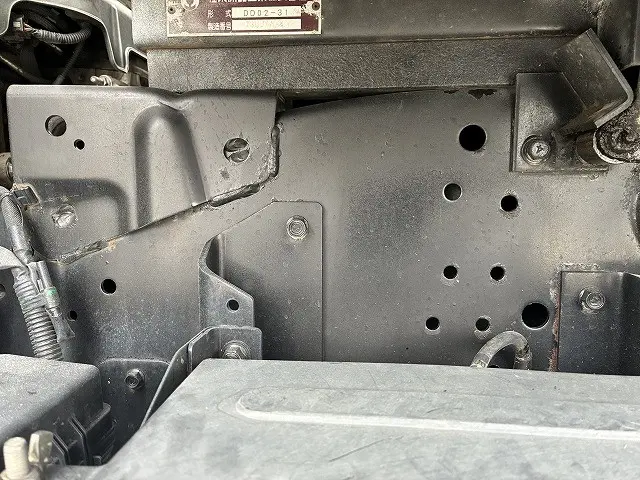 いすゞ エルフ TKG-NJR85AN(2WD)の写真45