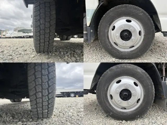 いすゞ エルフ TKG-NJR85AN(2WD)の写真46