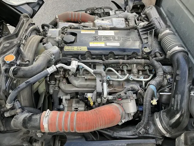 いすゞ エルフ 2RG-NHR88A(2WD)の写真16