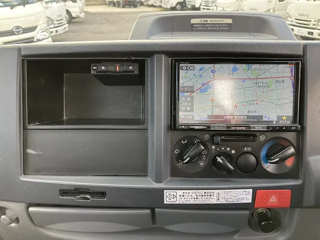 いすゞ エルフ 2RG-NHR88A(2WD)の写真39