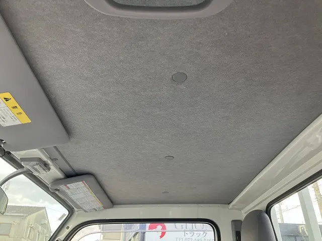 いすゞ エルフ 2RG-NHR88A(2WD)の写真47