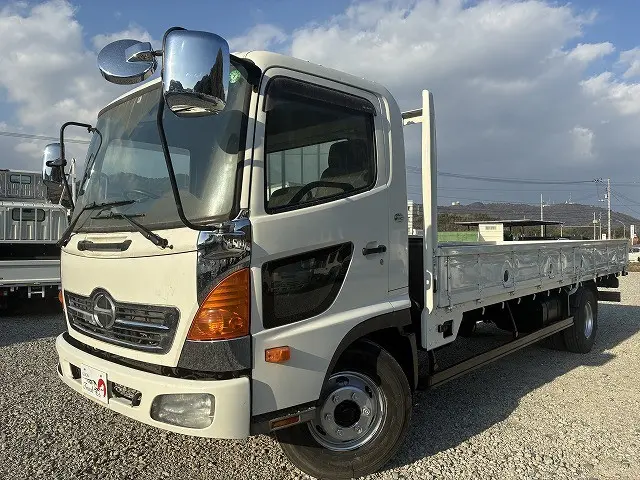 日野 レンジャー BKG-FC7JKYA(2WD)の写真1