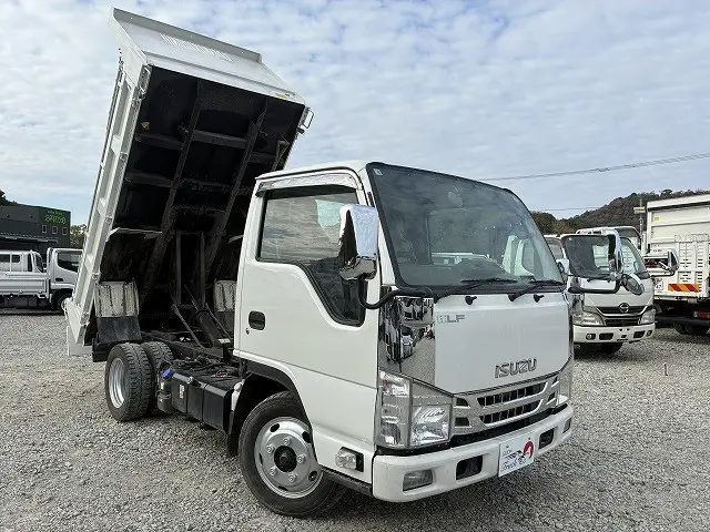 いすゞ エルフ 2RG-NJR88AD(2WD)の写真3
