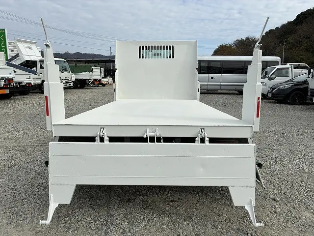 いすゞ エルフ 2RG-NJR88AD(2WD)の写真14