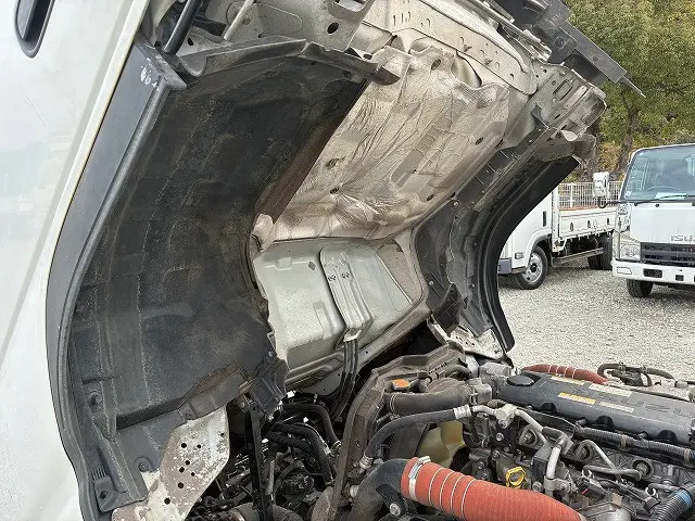 いすゞ エルフ 2RG-NJR88AD(2WD)の写真17