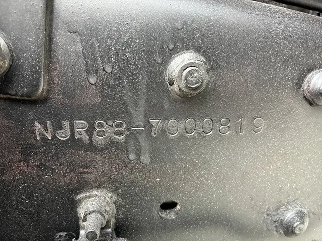 いすゞ エルフ 2RG-NJR88AD(2WD)の写真22