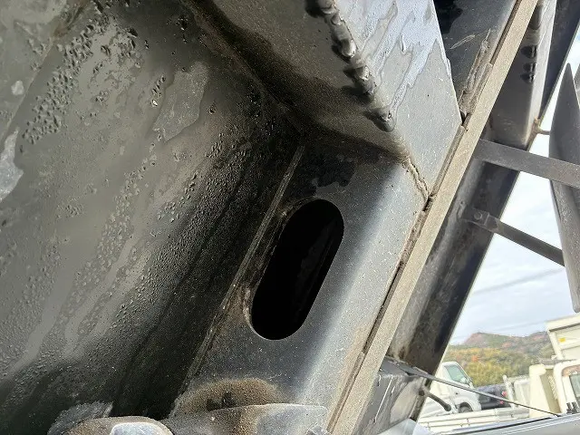 いすゞ エルフ 2RG-NJR88AD(2WD)の写真24