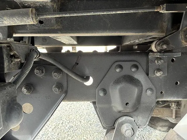 いすゞ エルフ 2RG-NJR88AD(2WD)の写真42