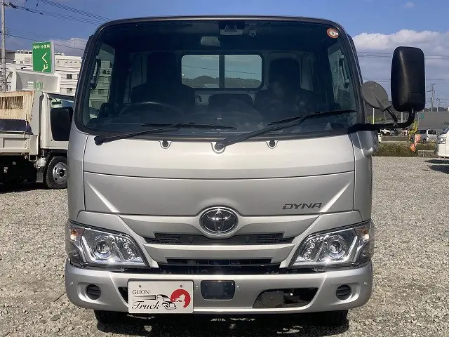 トヨタ ダイナ 3BF-TRY230(2WD)の写真2