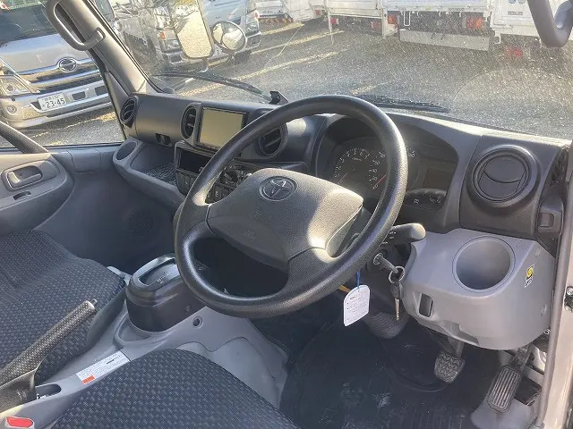 トヨタ ダイナ 3BF-TRY230(2WD)の写真26