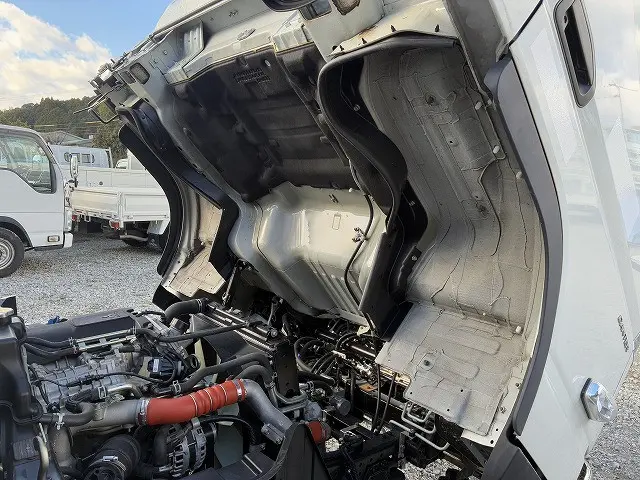 三菱 キャンター 2RG-FEB50の写真23