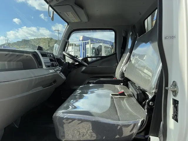 三菱 キャンター 2RG-FEB50の写真34