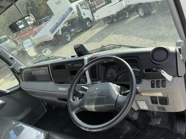 三菱 キャンター 2RG-FEB50の写真37