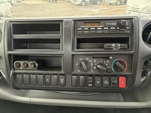 日野 デュトロ TKG-XZU720M(2WD)の写真33