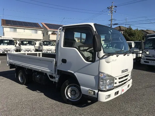 いすゞ エルフ TRG-NHR85A(2WD)の写真3