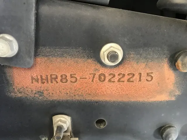 いすゞ エルフ TRG-NHR85A(2WD)の写真21