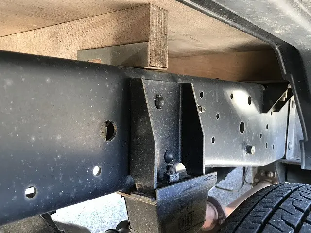 いすゞ エルフ TRG-NHR85A(2WD)の写真35