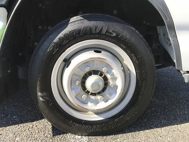 いすゞ エルフ TRG-NHR85A(2WD)の写真38