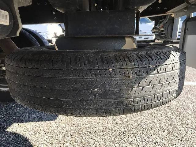 いすゞ エルフ TRG-NHR85A(2WD)の写真43