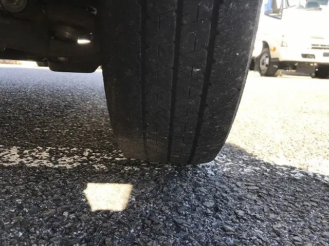 いすゞ エルフ TRG-NHR85A(2WD)の写真45