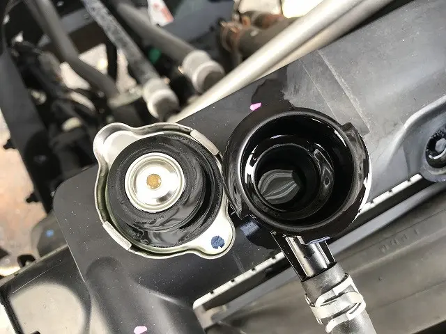 いすゞ フォワード TKG-FRR90S2(2WD)の写真20