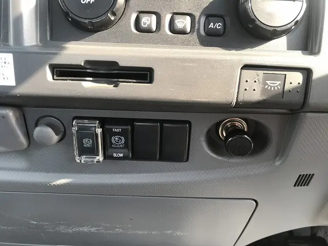 いすゞ フォワード TKG-FRR90S2(2WD)の写真34