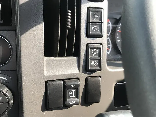 いすゞ フォワード TKG-FRR90S2(2WD)の写真35