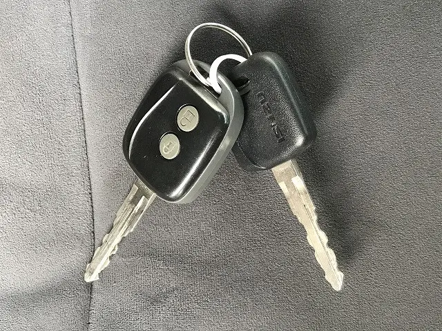 いすゞ フォワード TKG-FRR90S2(2WD)の写真44