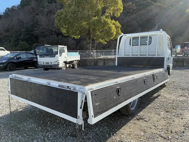 いすゞ エルフ PB-NPR81ARの写真15