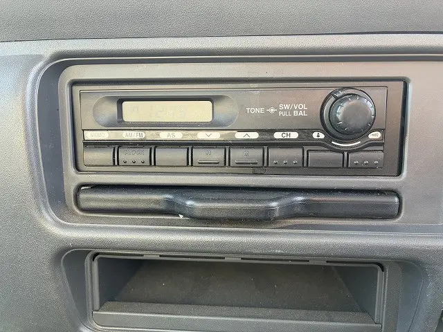 いすゞ エルフ PB-NPR81ARの写真34