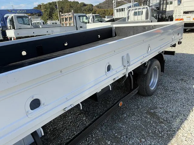 いすゞ エルフ PB-NPR81ARの写真46