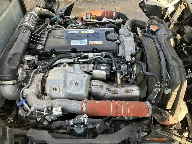 いすゞ エルフ 2RG-NJR88A(2WD)の写真17