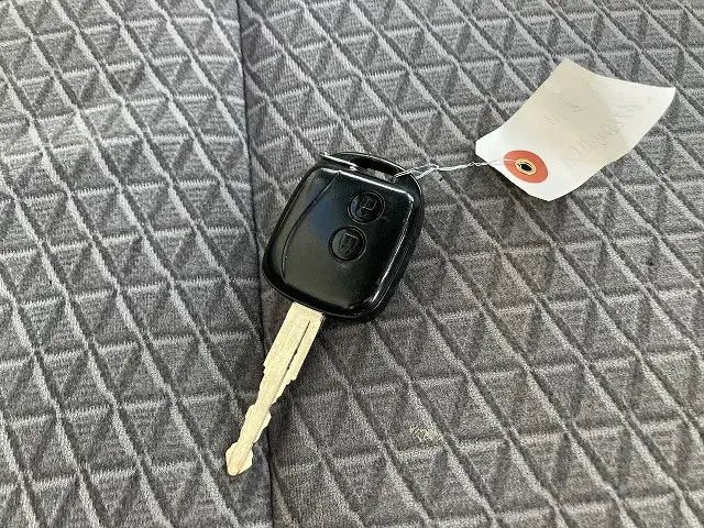 いすゞ エルフ 2RG-NJR88A(2WD)の写真47