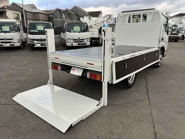 日野 デュトロ TKG-XZC605M(2WD)の写真15