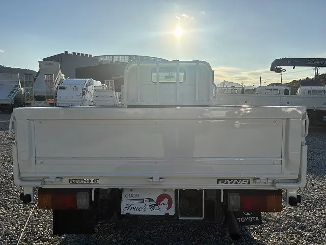 トヨタ ダイナ KK-XZU302(2WD)の写真7