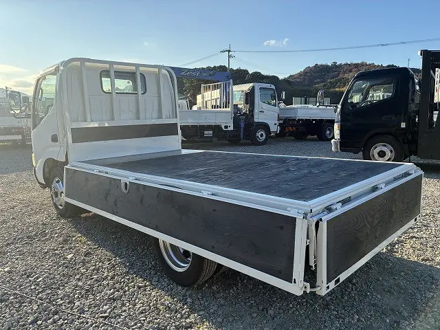 トヨタ ダイナ KK-XZU302(2WD)の写真13