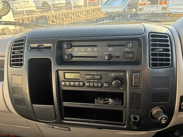 トヨタ ダイナ KK-XZU302(2WD)の写真29
