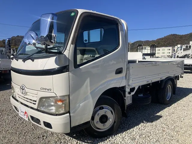 トヨタ ダイナ BDG-XZU504(2WD)の写真1